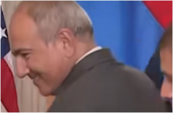 «Никол Воваевич, вы забыли свою ручку»: Алиев – Пашиняну (видео)